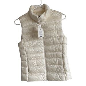 UniQulo Women Quilted Ultra Light Down Vest Sleeveless Full Zip XS Pearl Cream